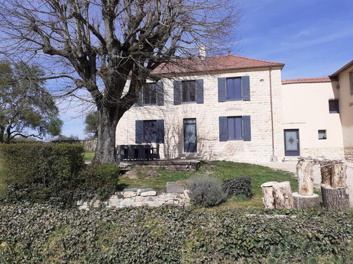 Les Tilleuls De Marie Saint-Edmond Exterior photo